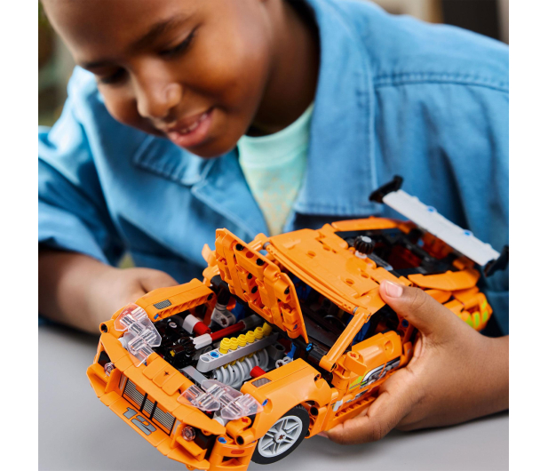 LEGO Technic 42204 Fast and Furious Toyota Supra MK4 - 1308191 - zdjęcie 15